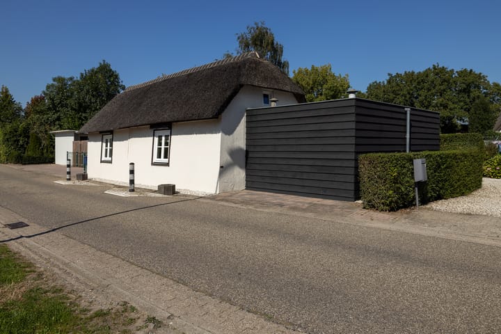 Photo 22 of Wielstraat 30