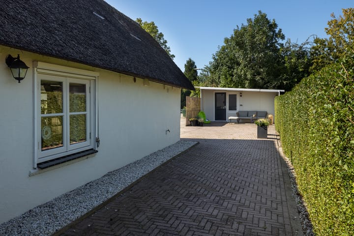 Photo 21 of Wielstraat 30