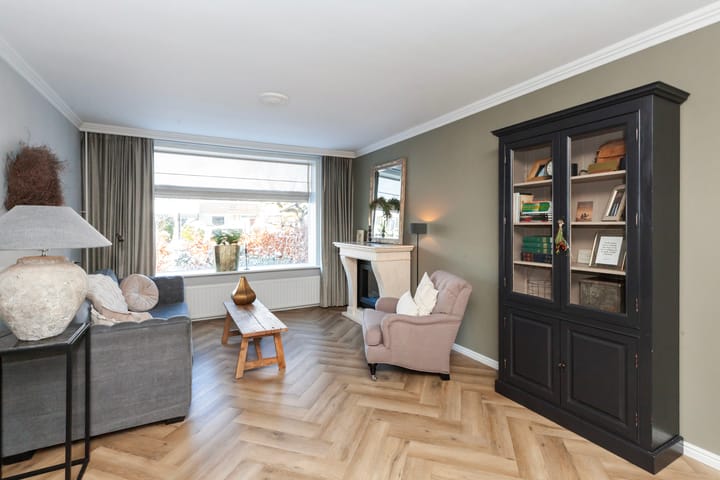 Foto 3 van Brederostraat 47