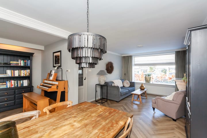 Foto 8 van Brederostraat 47