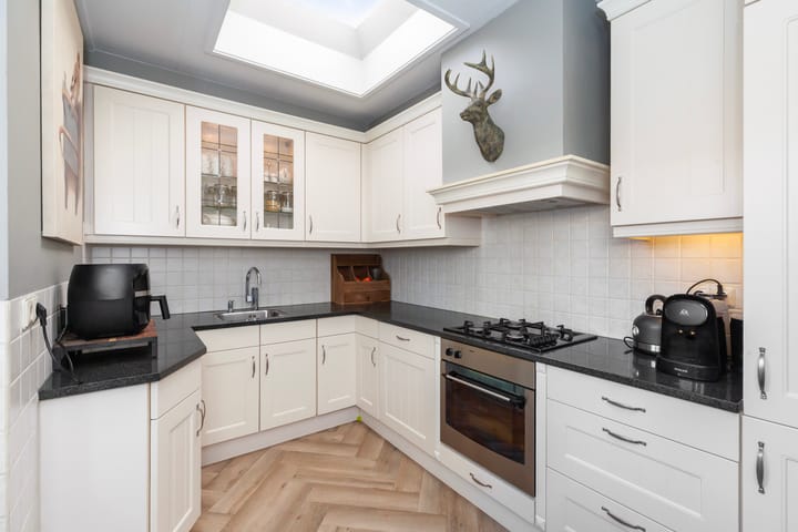 Foto 11 van Brederostraat 47