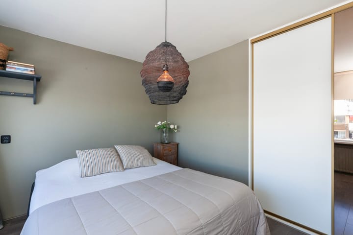 Foto 18 van Brederostraat 47