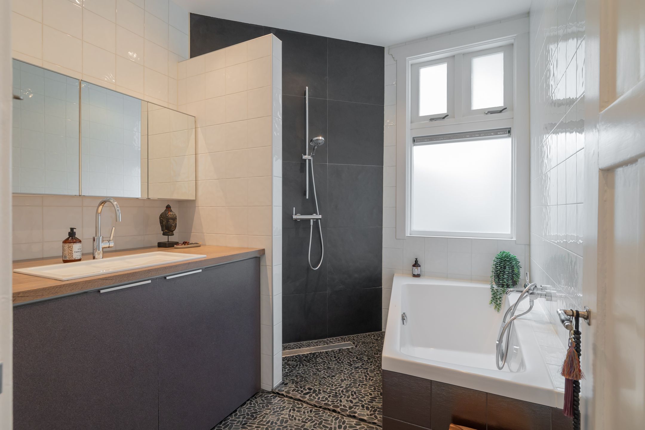 Photo 18 of Steve Bikoplein 3-1