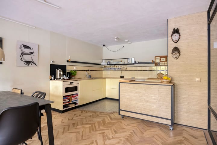 Foto 25 van Oranjeboomstraat 50-B