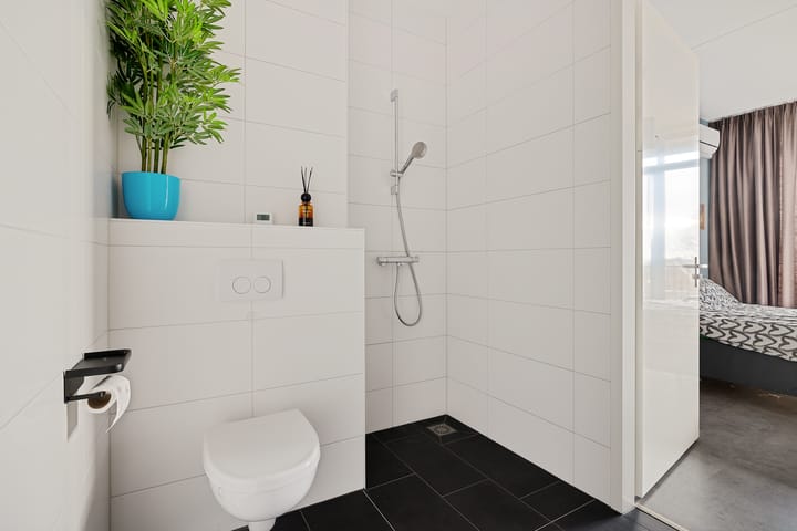 Photo 23 of Hoofdkanaal WZ 8-W