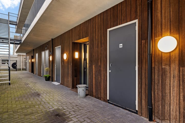 Photo 7 of Hoofdkanaal WZ 8-W