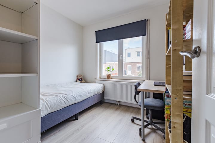 Foto 20 van Merwedestraat 7