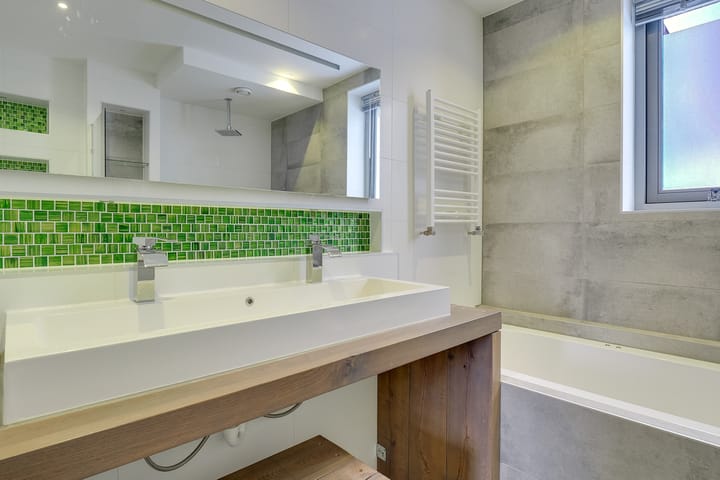 Foto 26 van James Johnsonstraat 5