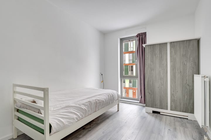 Foto 29 van James Johnsonstraat 5