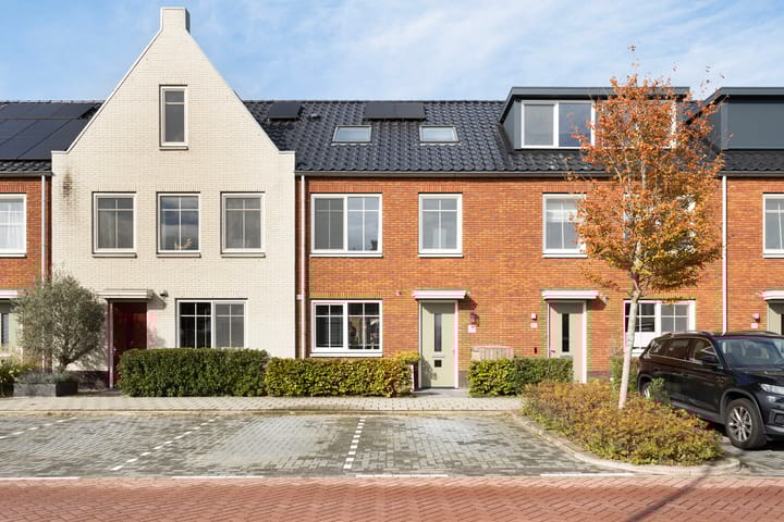 Van Oranje-Nassaulaan 85