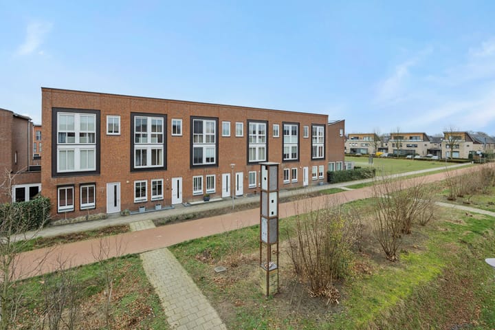 Foto 44 van Elzenseloop 62