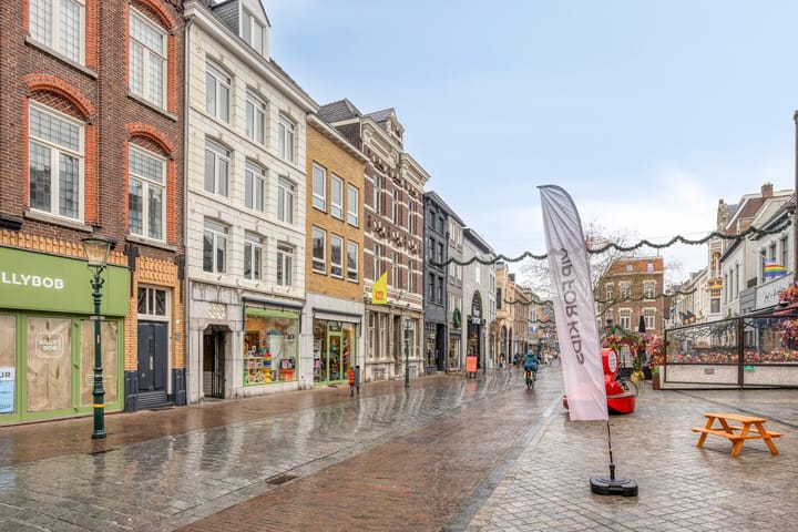 Foto 28 van Neerstraat 26-B