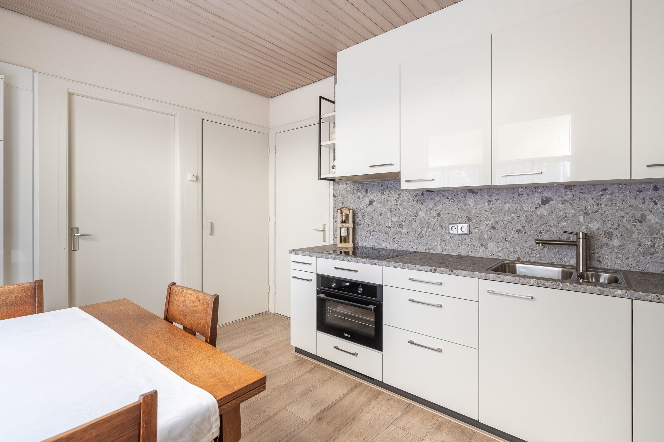 Foto 3 van Hoofdweg 129