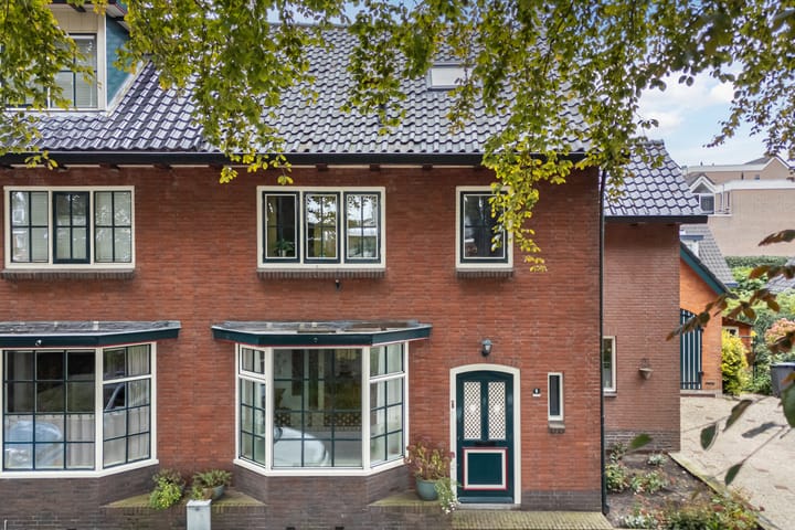 Photo 10 of Stationsstraat 6