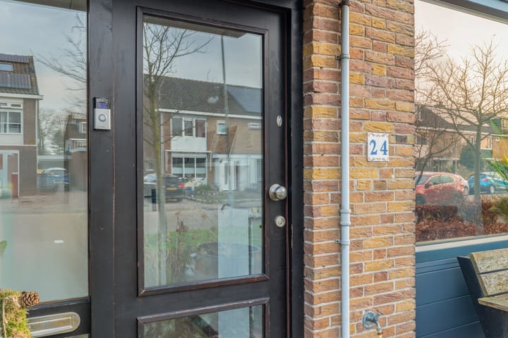 Foto 36 van Bachstraat 24