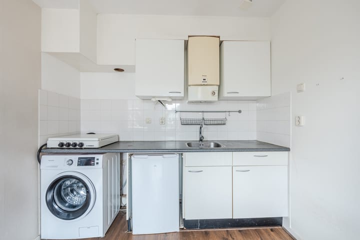 Photo 11 of Polanenstraat 56-E