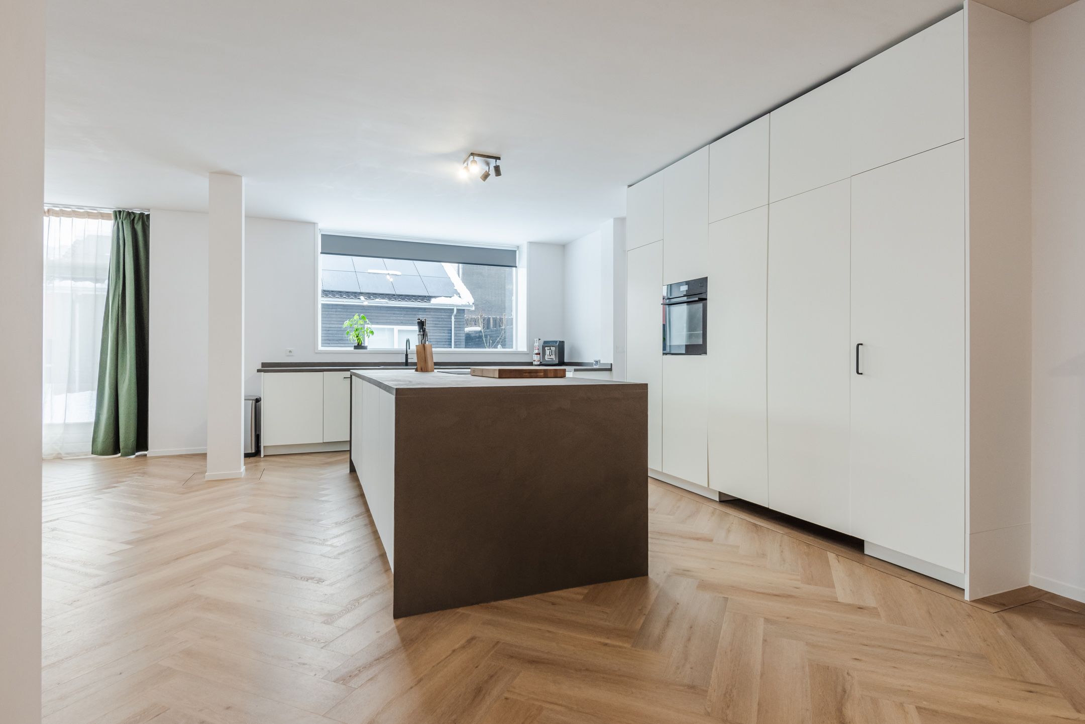 Foto 12 van Van Helomalaan 8