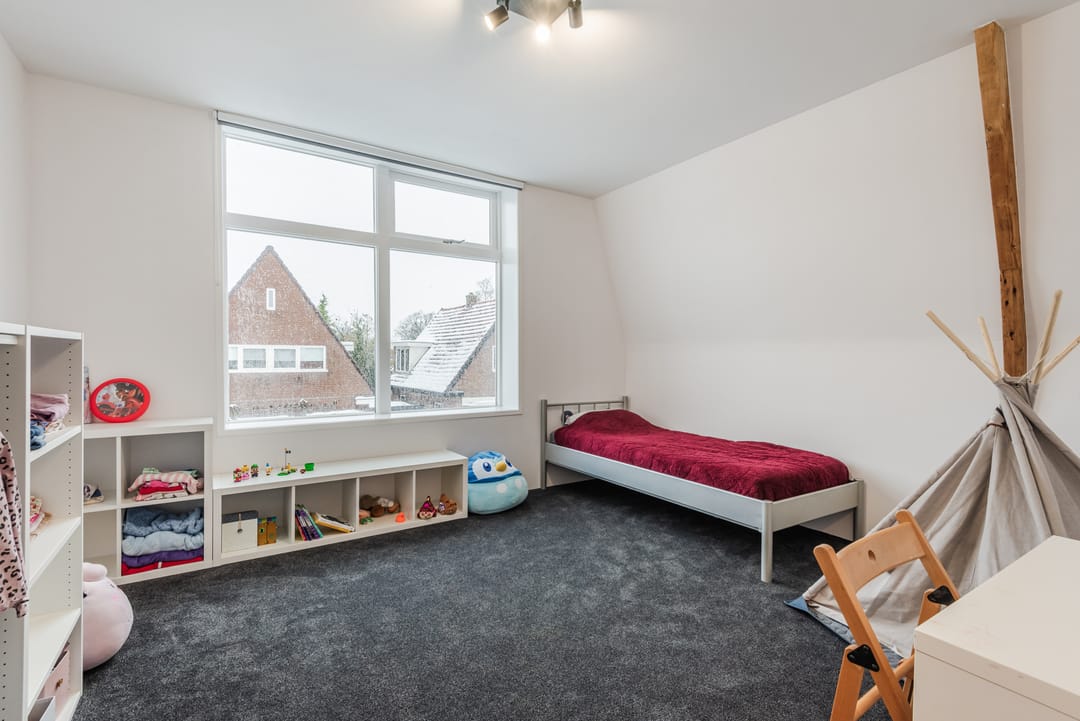 Foto 38 van Van Helomalaan 8