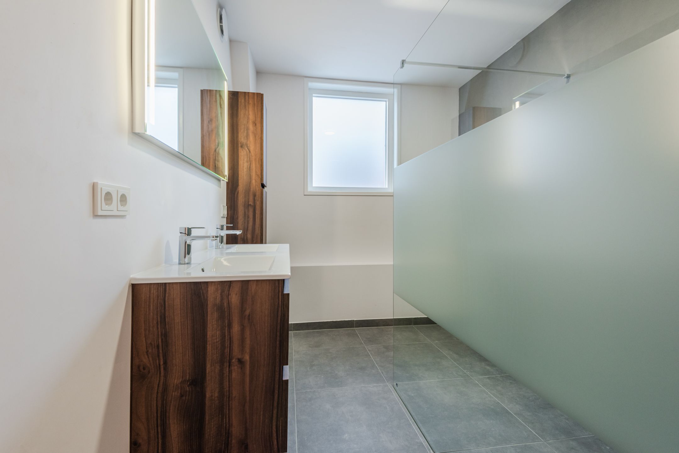 Foto 39 van Van Helomalaan 8