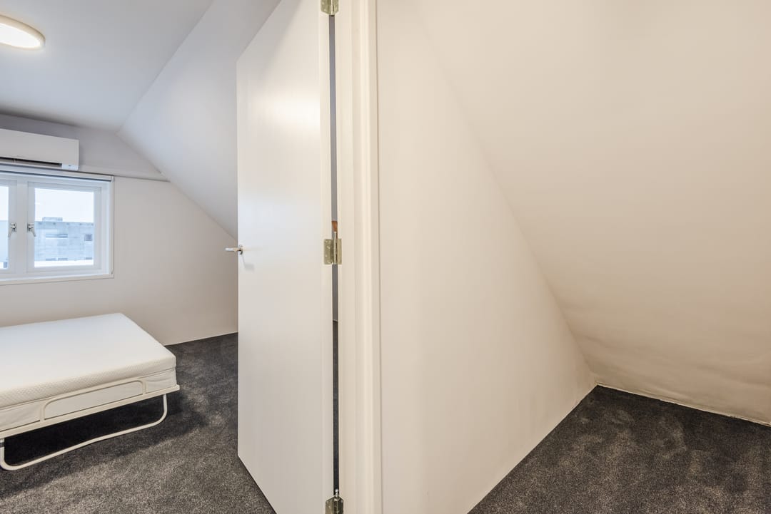 Foto 43 van Van Helomalaan 8