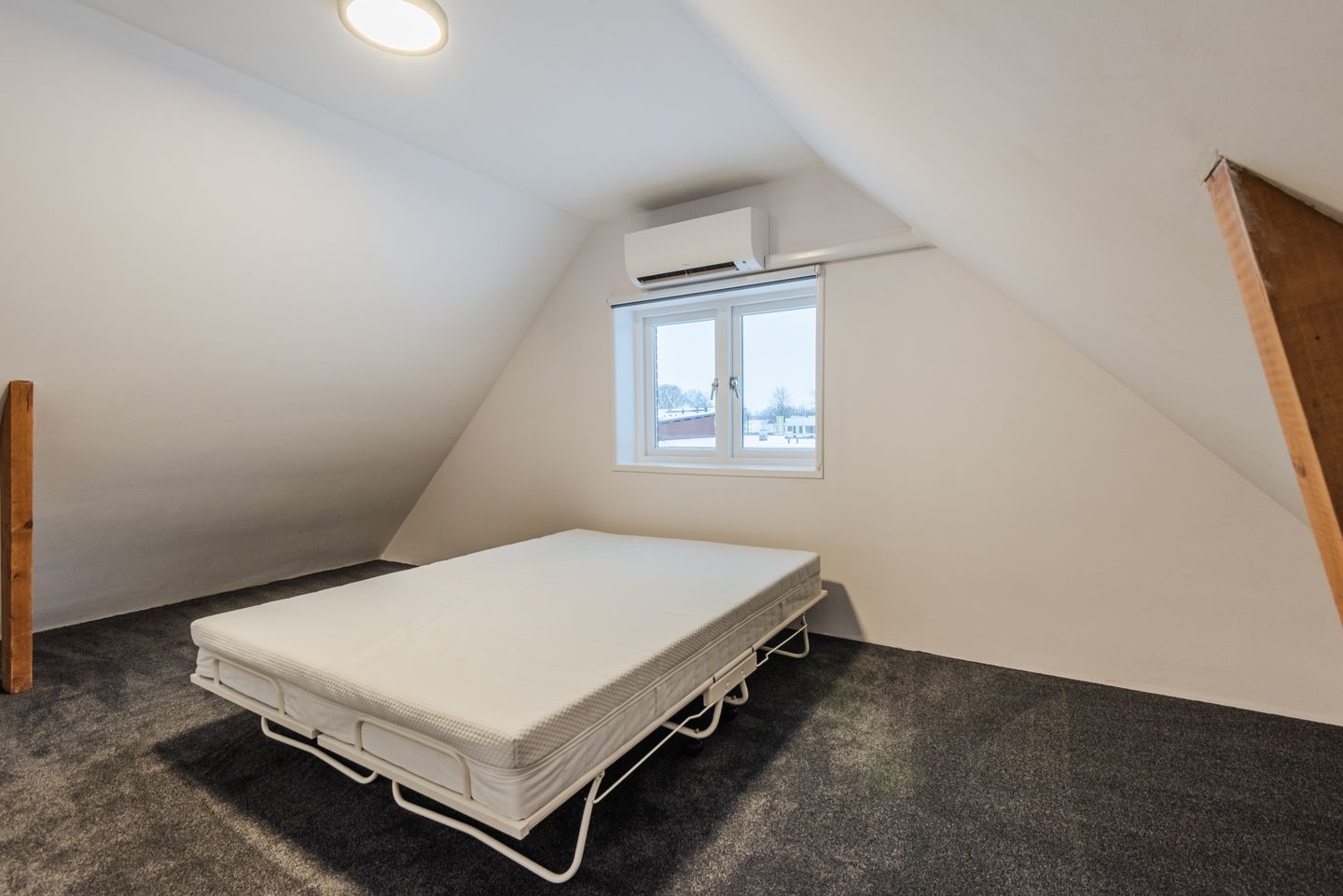 Foto 44 van Van Helomalaan 8