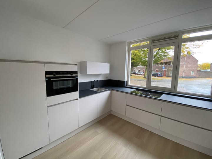 Foto 3 van Rooseveltplein 82