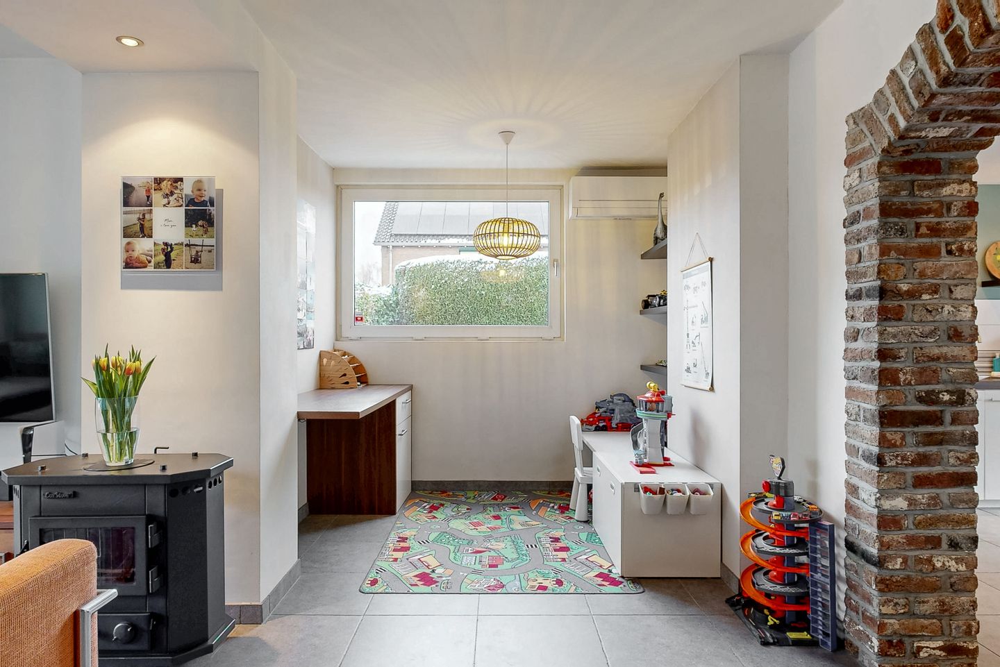 Photo 10 of Charles de Geloesstraat 14