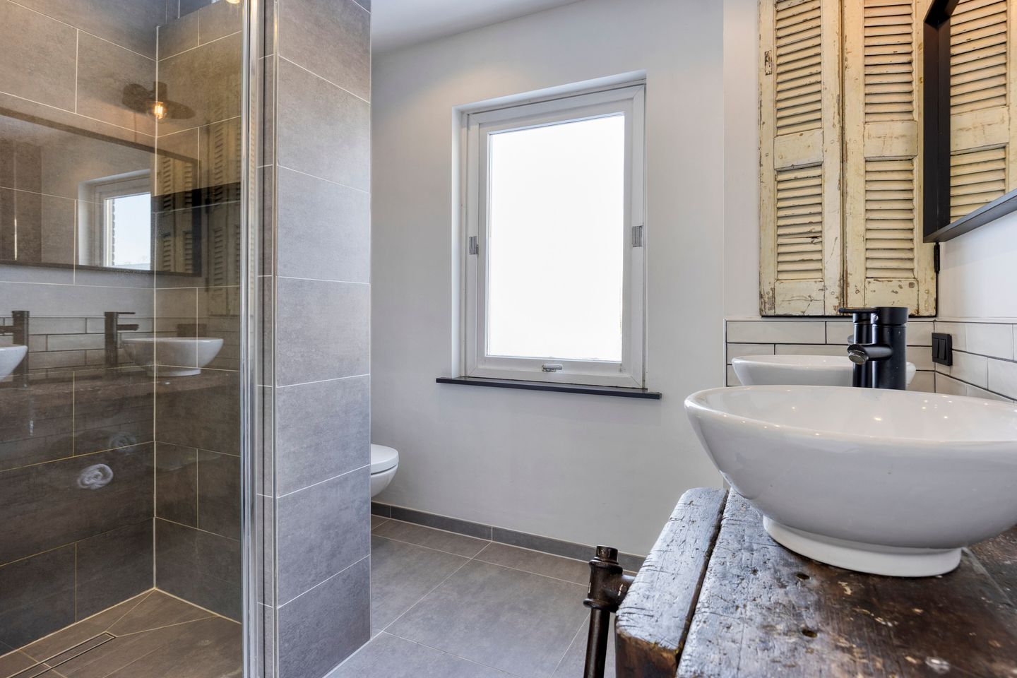 Photo 19 of Prins Bernhardstraat 34