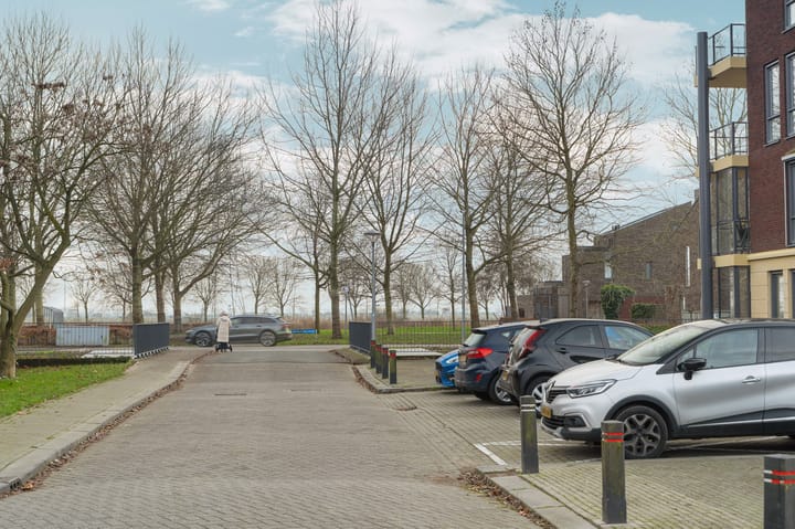 Foto 32 van Lucky Lukestraat 3