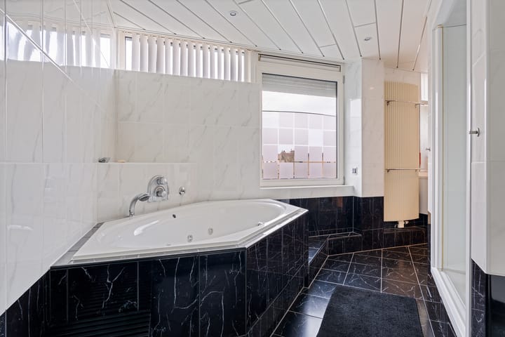 Foto 39 van Mendelssohnstraat 19