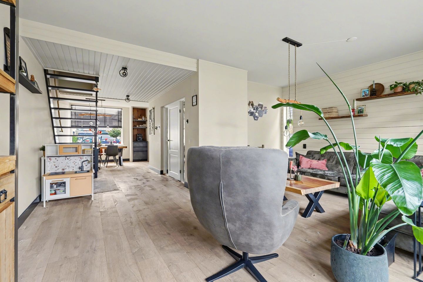 Foto 19 van Waalkant 40