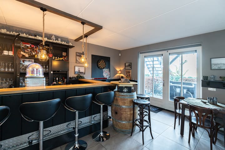 Foto 44 van Kerkbuurt 239