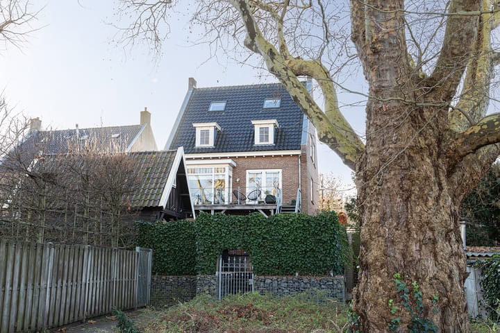 Foto 65 van Kerkbuurt 239