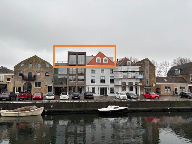 Photo 2 of Scharloo 7-J