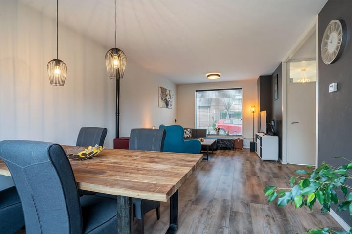 Foto 14 van Albardastraat 11