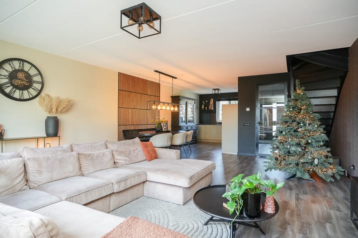 Foto 3 van Burgemeester R Tjalmastraat 7