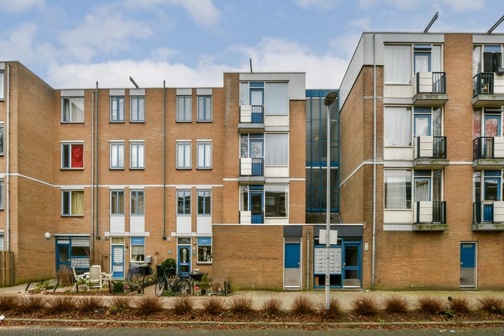 Photo 1 of Schaarsbergenstraat 25