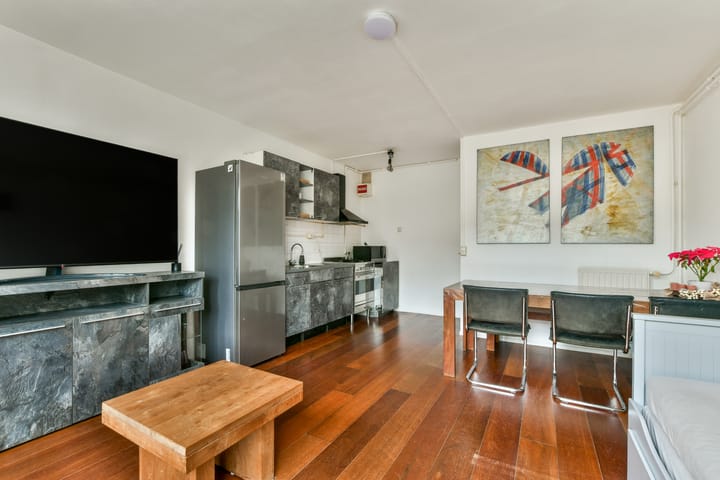 Photo 7 of Schaarsbergenstraat 25