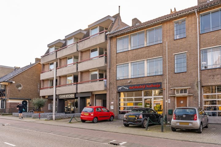 Photo 24 of Landstraat 77