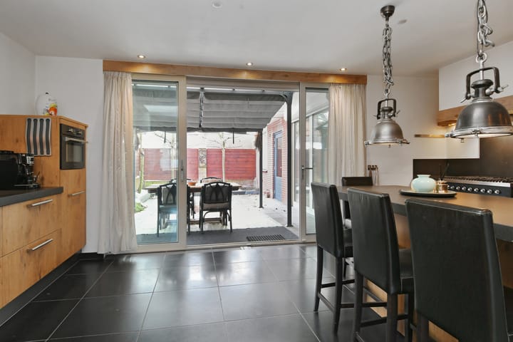 Foto 12 van Laurierstraat 60