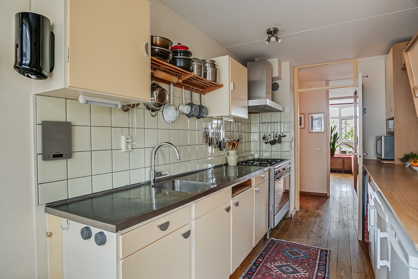 Photo 10 of Reinwardtstraat 156