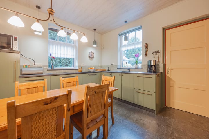 Foto 16 van Molenstraat 7