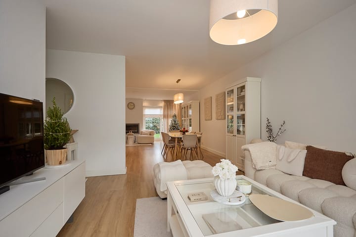 Foto 7 van Trompstraat 4