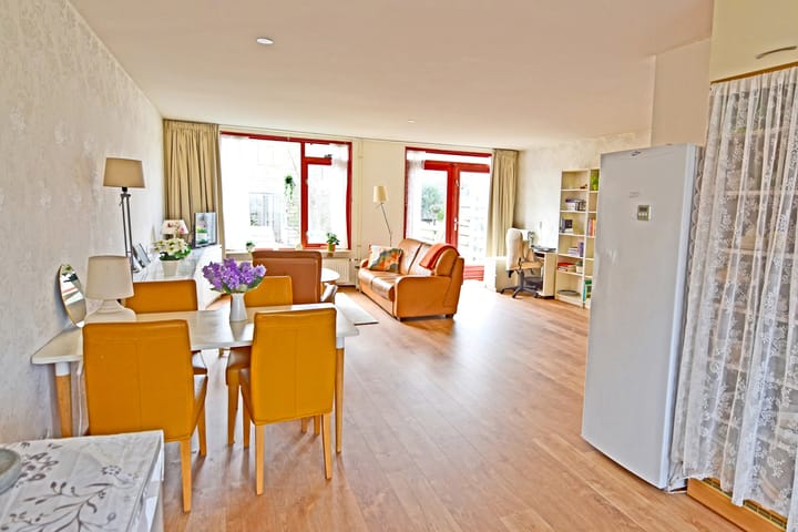 Foto 25 van Simon van Collemstraat 56