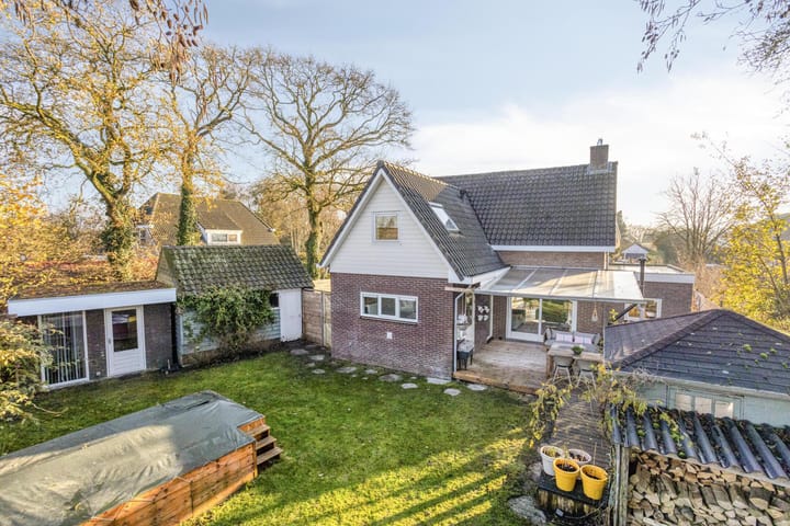 Photo 4 of Dorpsstraat 37