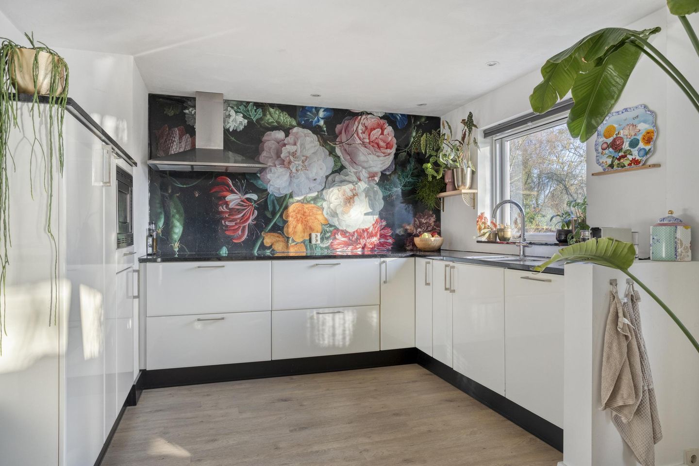 Photo 10 of Dorpsstraat 37