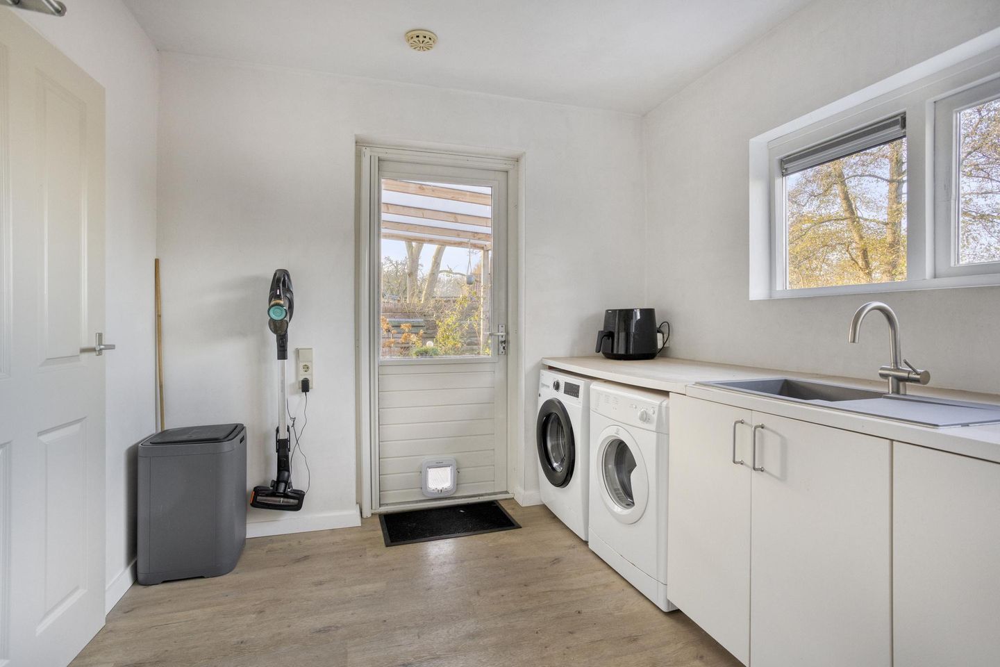 Photo 20 of Dorpsstraat 37