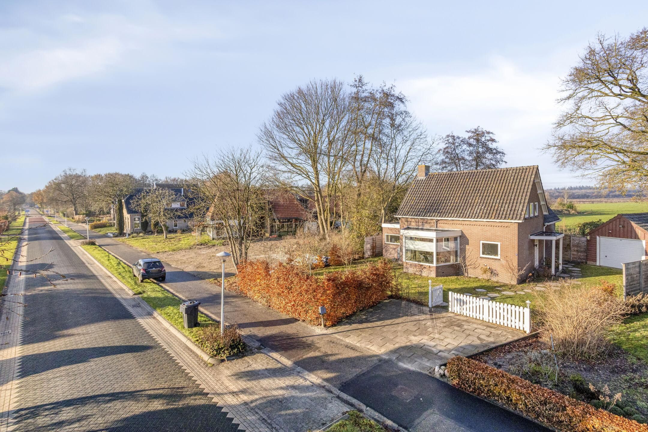 Photo 36 of Dorpsstraat 37