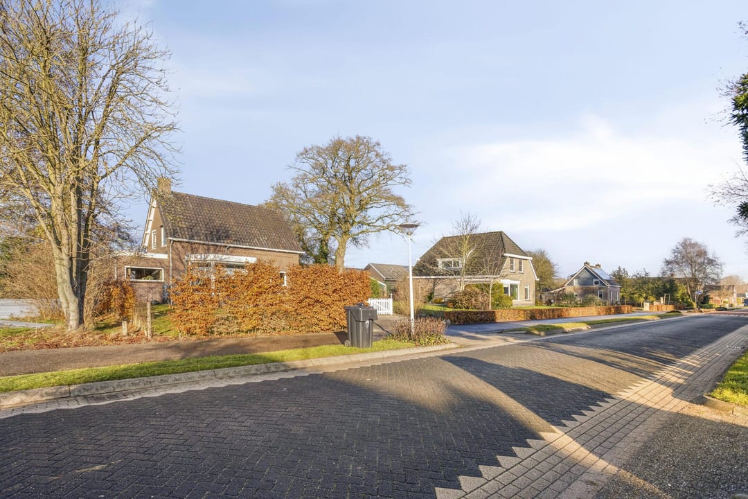 Photo 38 of Dorpsstraat 37