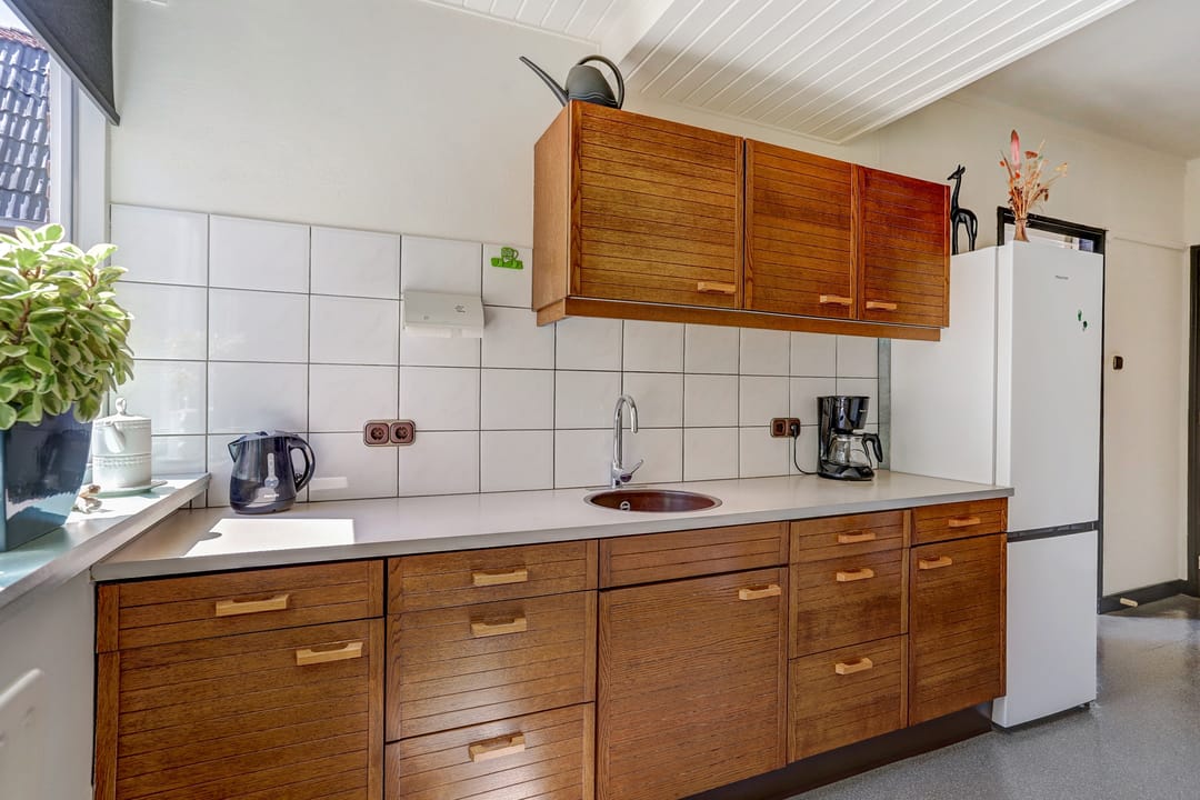 Photo 16 of Sint Odulphusstraat 11